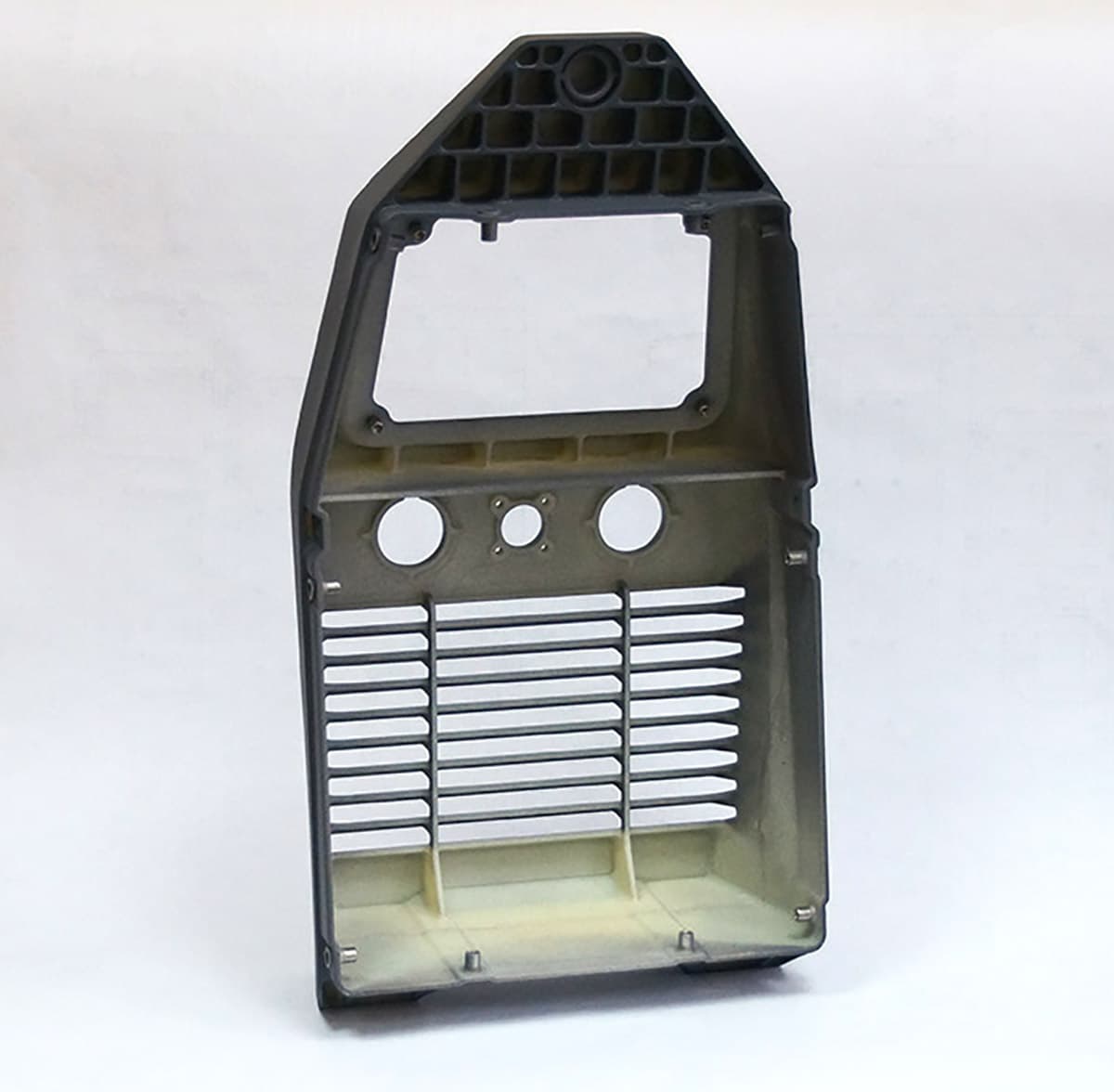 Корпус размерами 125х90х75 мм