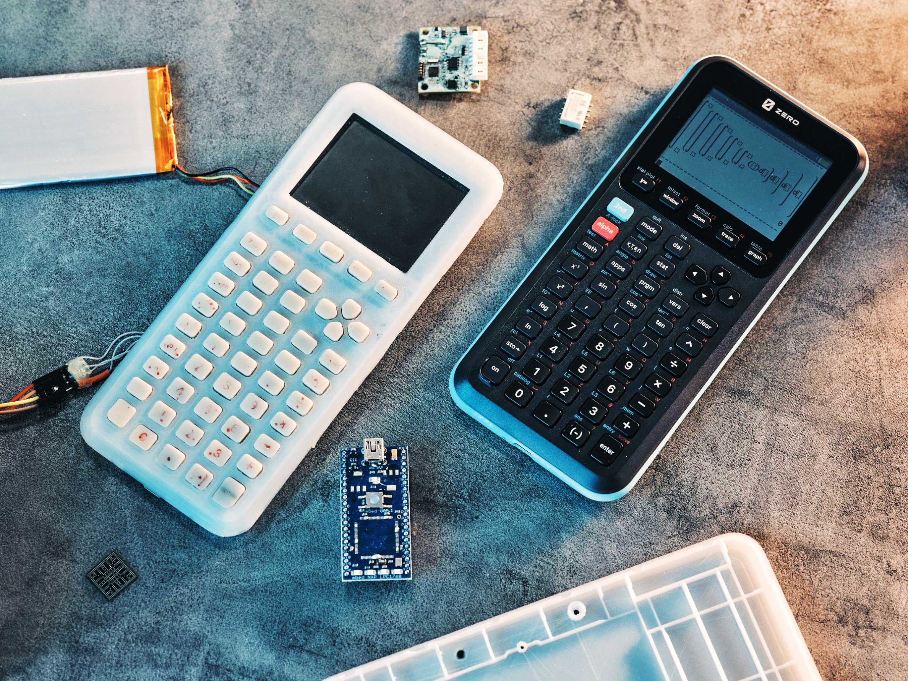 Ни платы, ни корпуса, одна идея. Что делать?