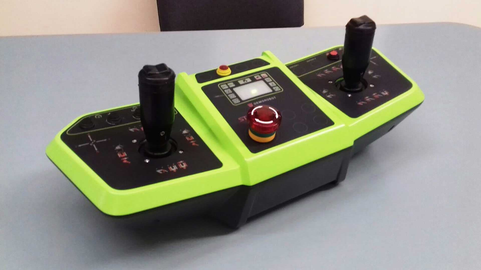 Пульт управления роботом